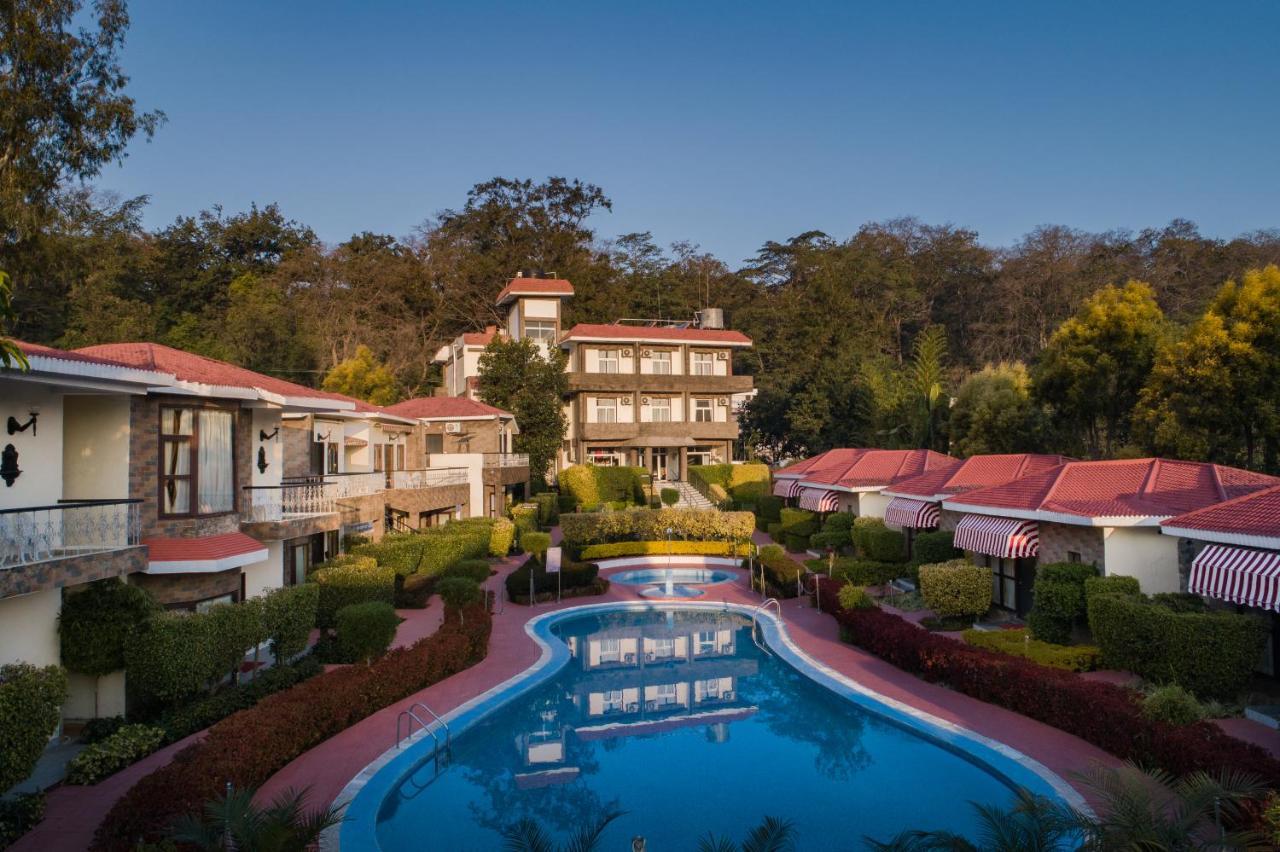 Country Inn Tarika Riverside Resort Jim Corbett Garjia Dış mekan fotoğraf