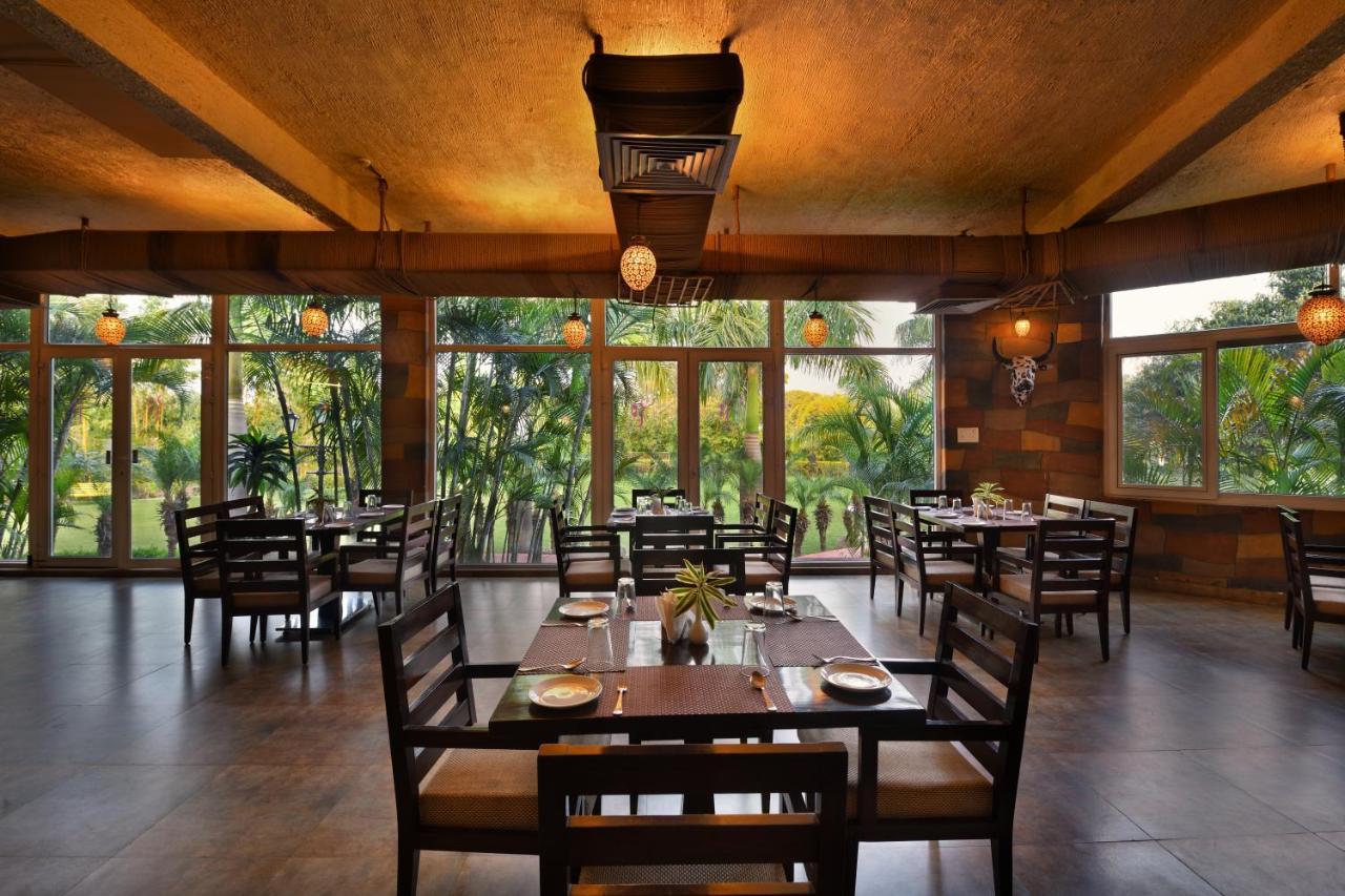 Country Inn Tarika Riverside Resort Jim Corbett Garjia Dış mekan fotoğraf