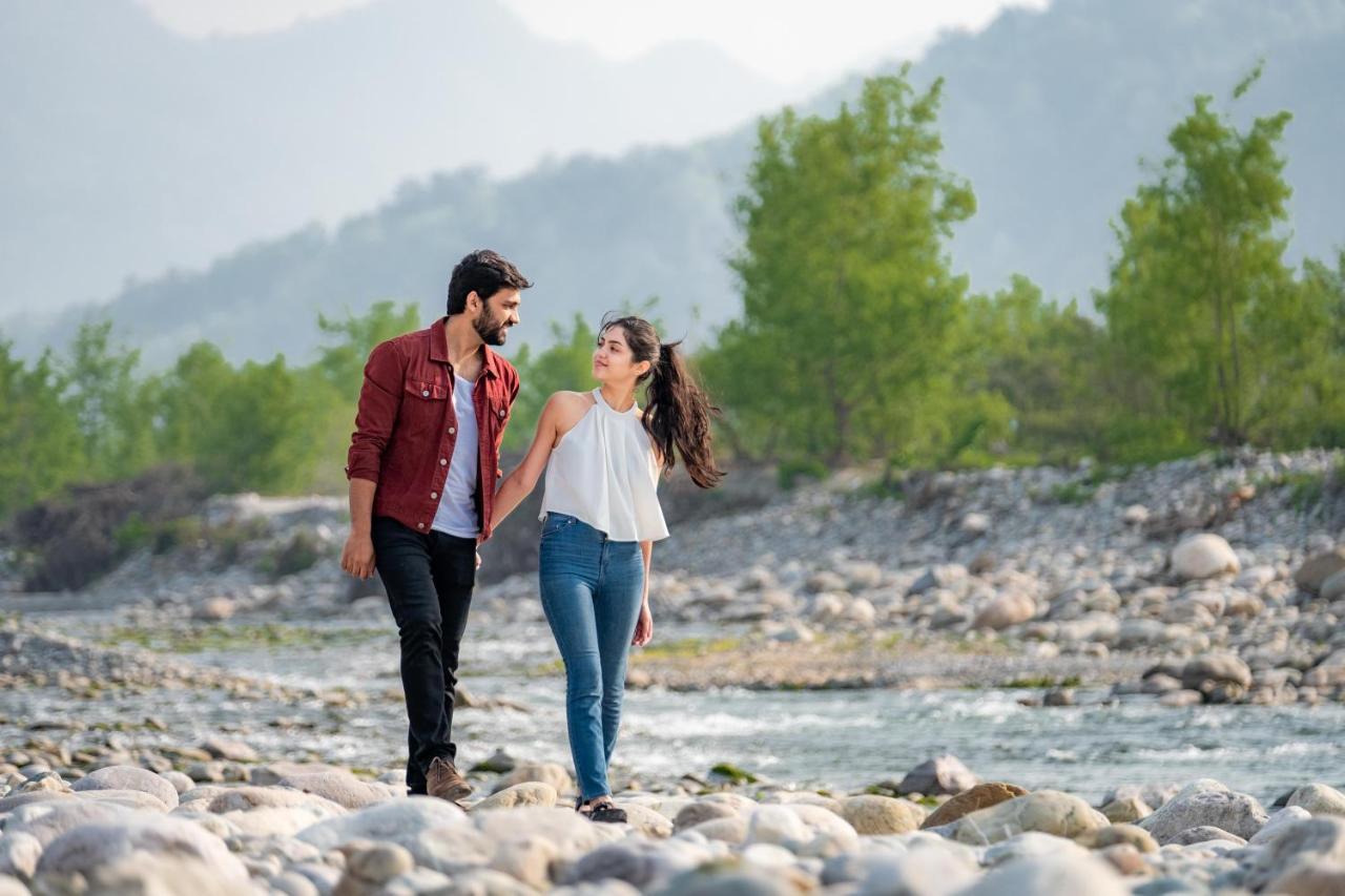 Country Inn Tarika Riverside Resort Jim Corbett Garjia Dış mekan fotoğraf