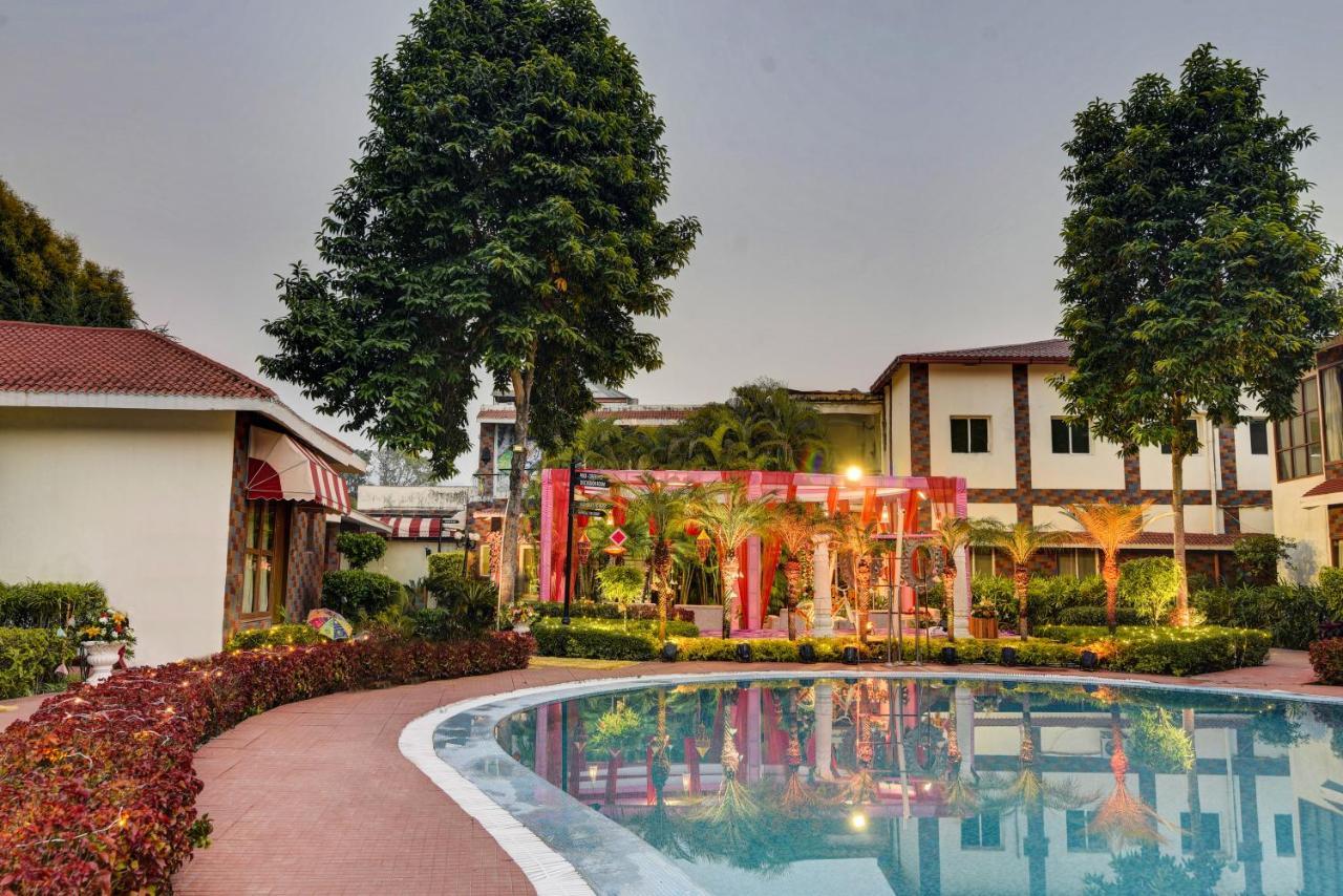 Country Inn Tarika Riverside Resort Jim Corbett Garjia Dış mekan fotoğraf